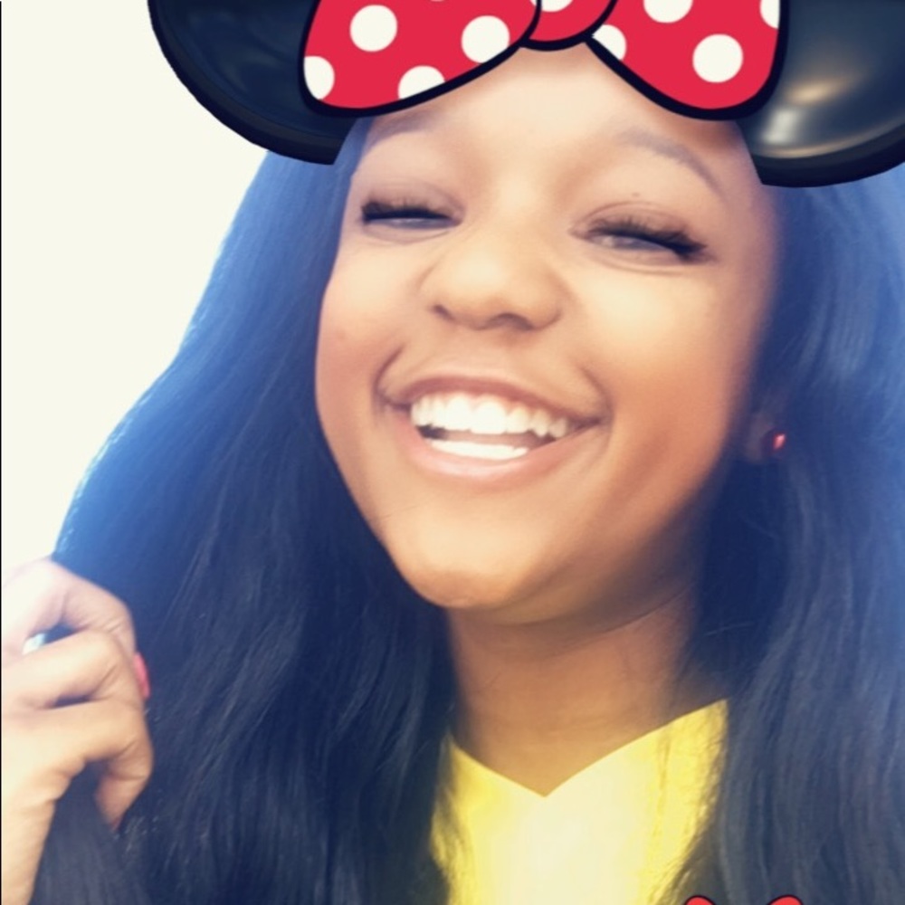 Meet your Posher, O'nyah